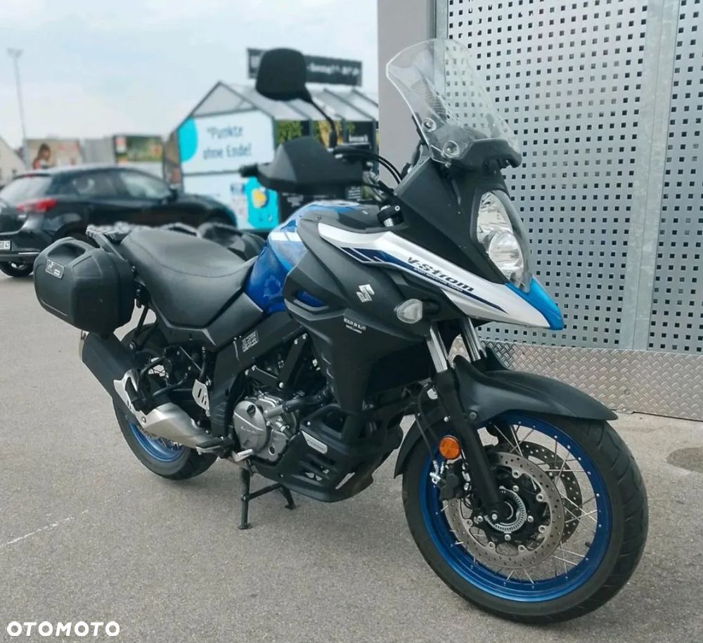 Suzuki V-STROM - 1