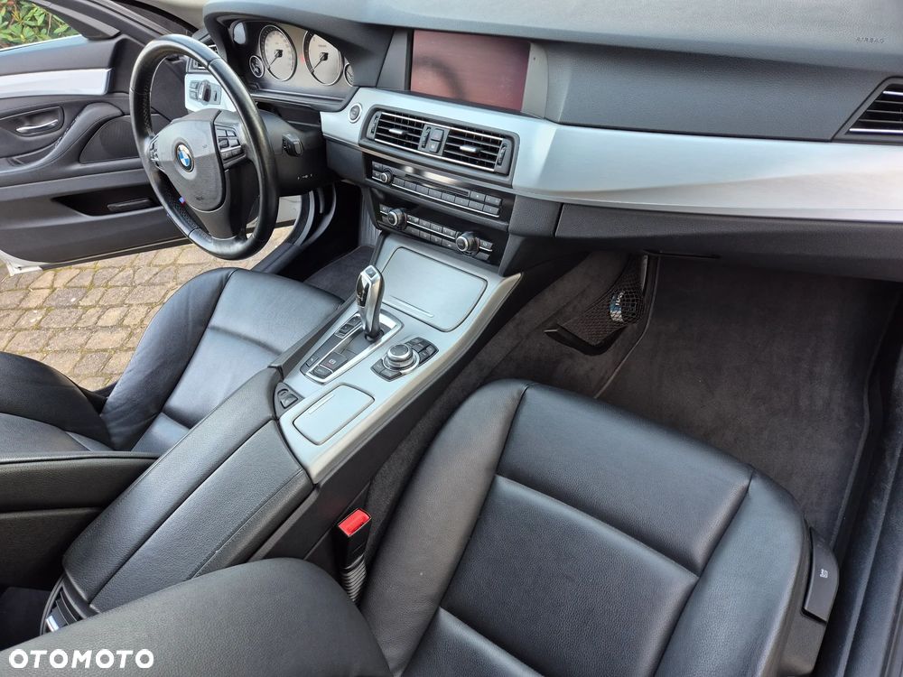 BMW Seria 5 - 11