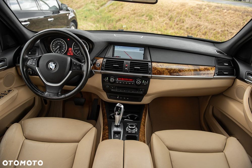 BMW X5 xDrive30d - 27
