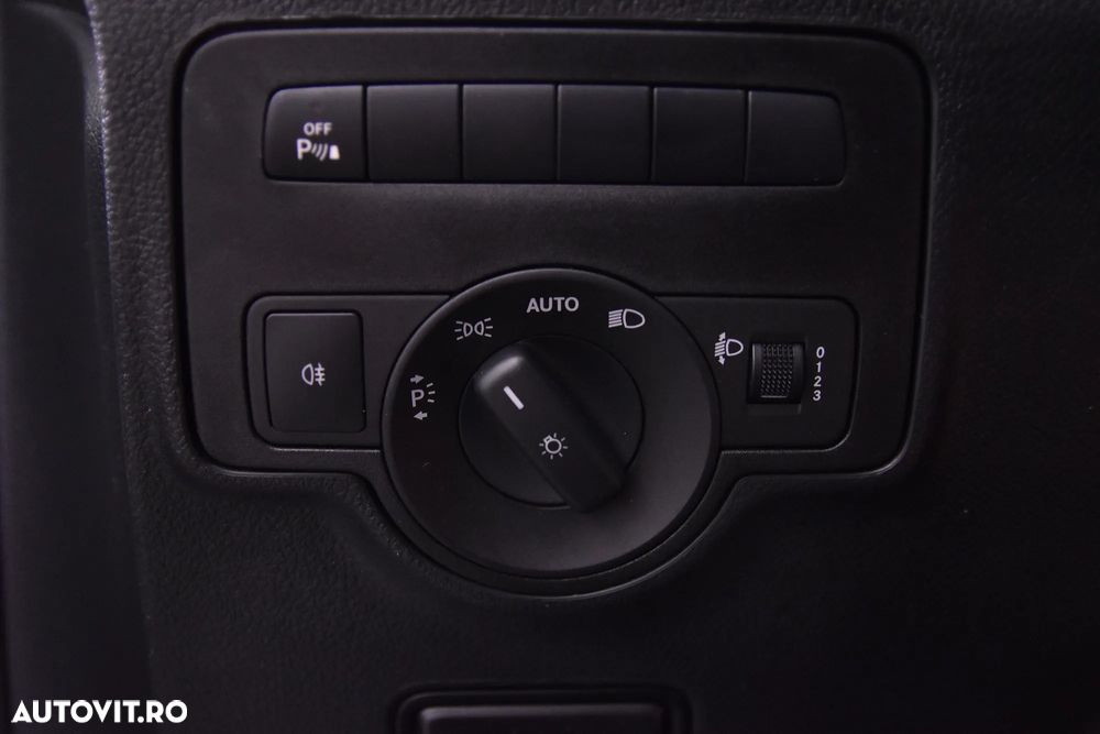 Mercedes-Benz Vito Tourer Extra-Lung 114 CDI 136CP RWD 9AT BASE - 15
