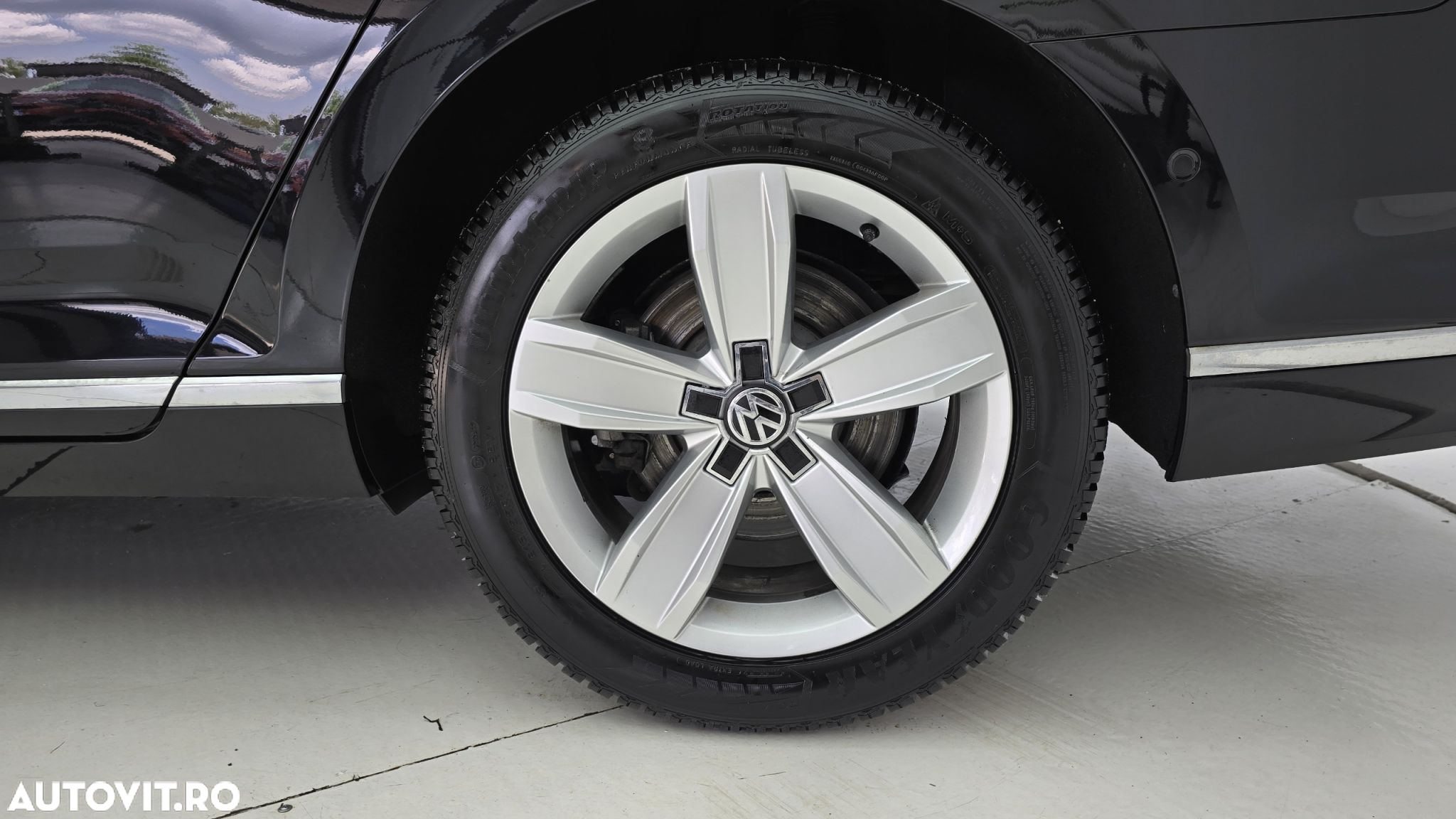 Volkswagen Passat 2.0 TDI DSG Highline - 22