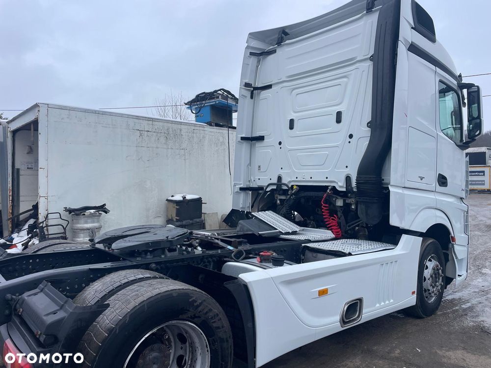 Mercedes-Benz Actros 1843 - 4