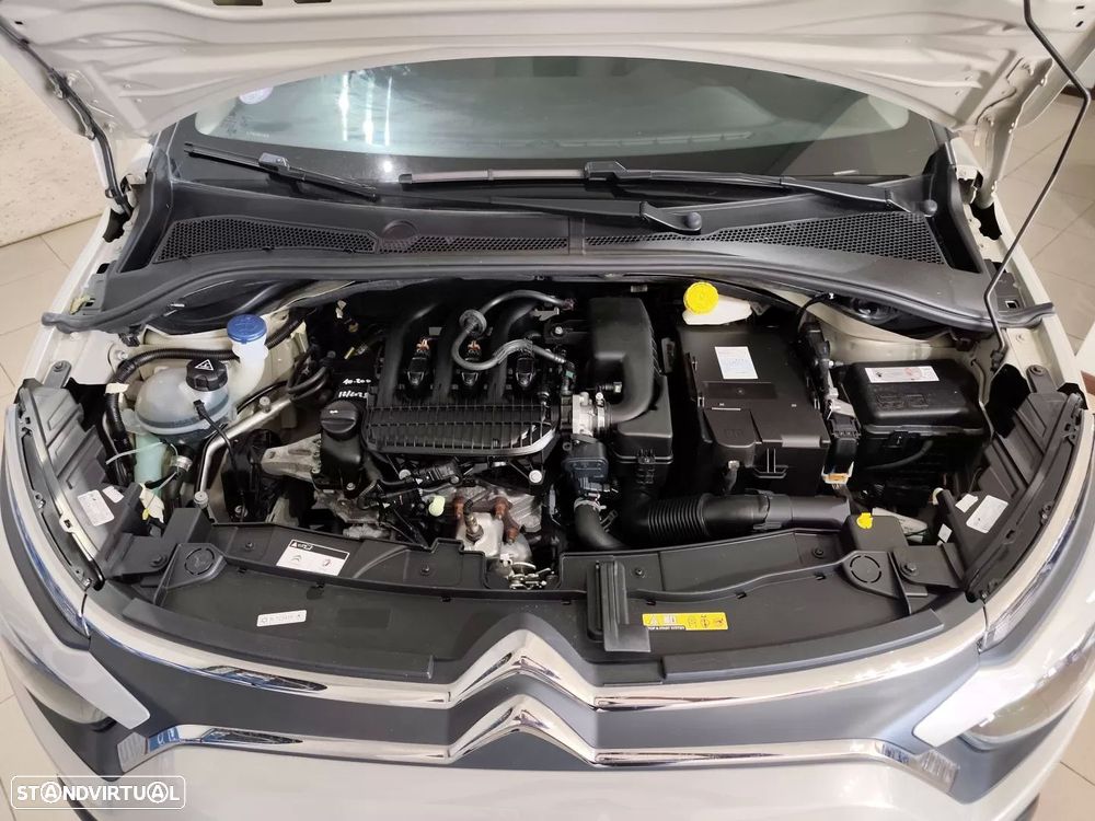 Citroën C3 1.2 PureTech Shine - 24