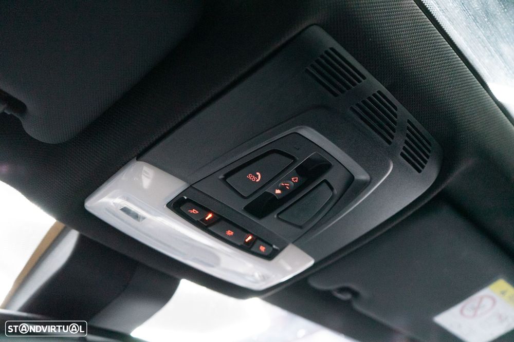 BMW 320 d Pack M - 48