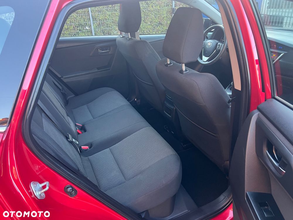 Toyota Auris - 21
