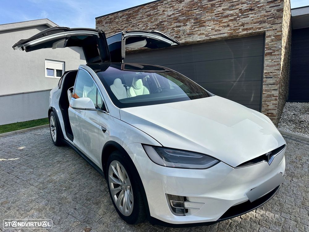 Tesla Model X 100 kWh Long Range Plus AWD - 1