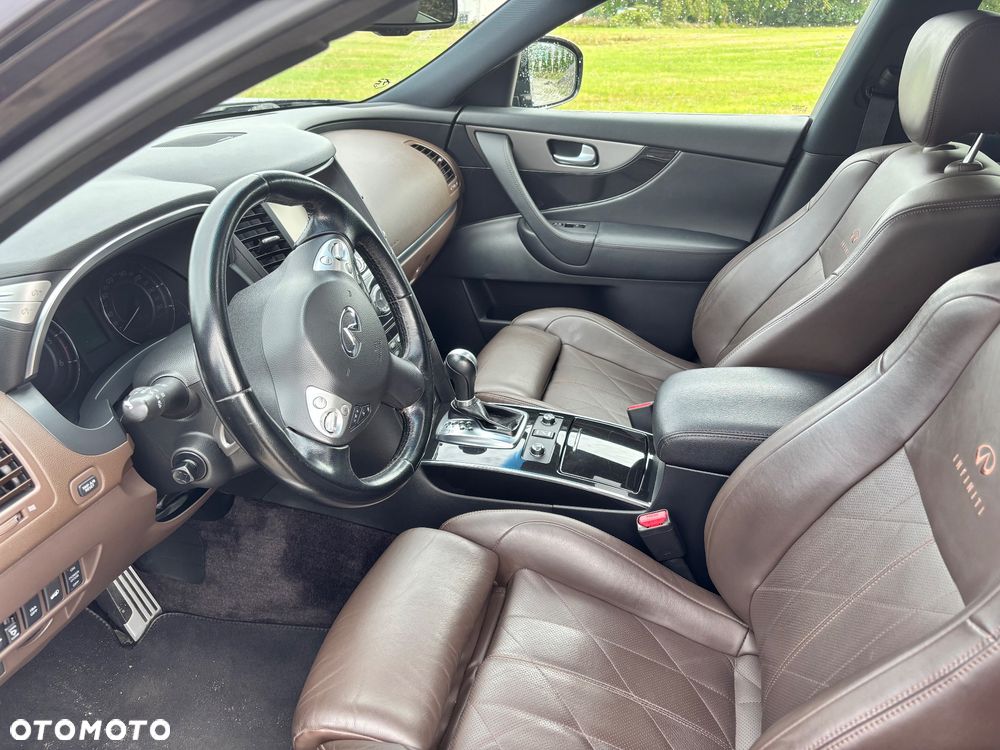 Infiniti Q70 3.0d S Premium - 9