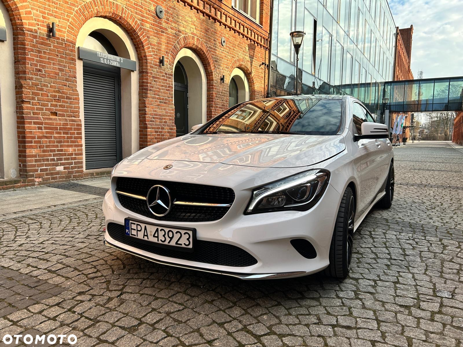Mercedes-Benz CLA 250 4-Matic - 15