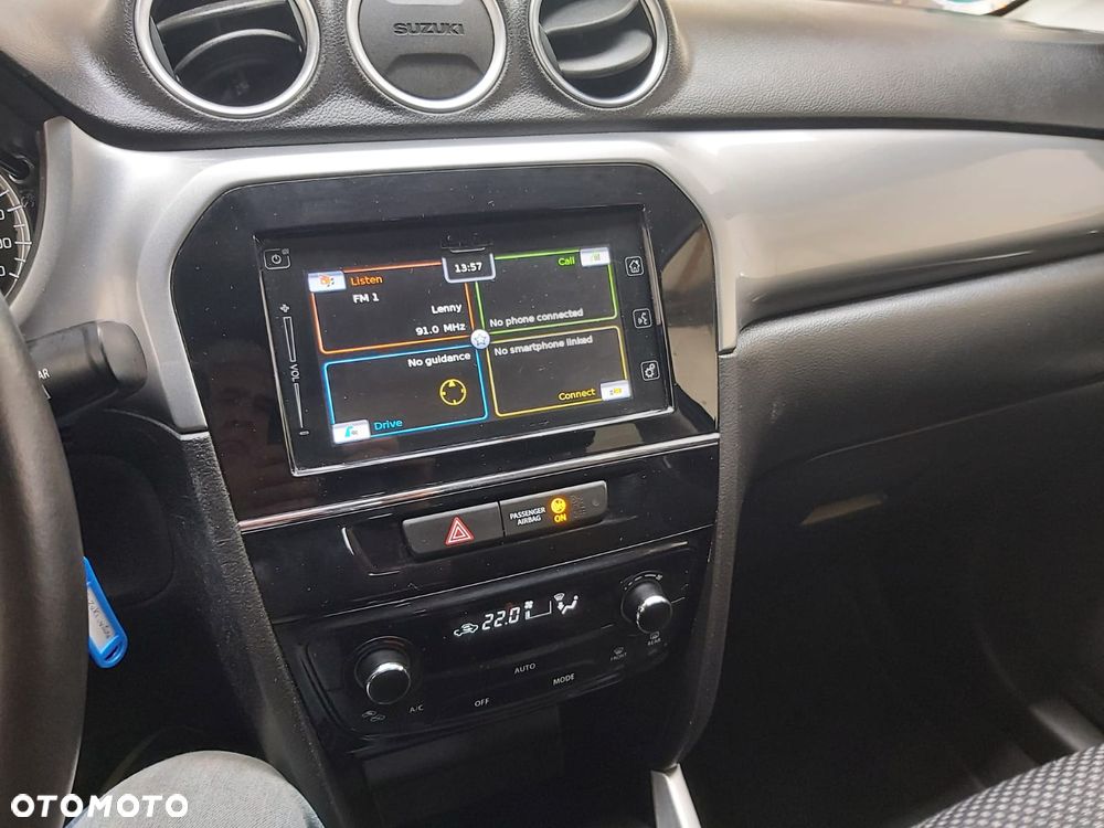 Suzuki Vitara 1.6 Premium 2WD - 21