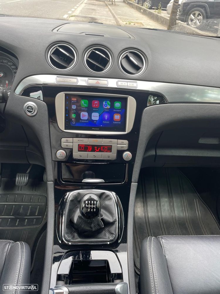 Ford S-Max 2.0 TDCi Titanium 7L - 7