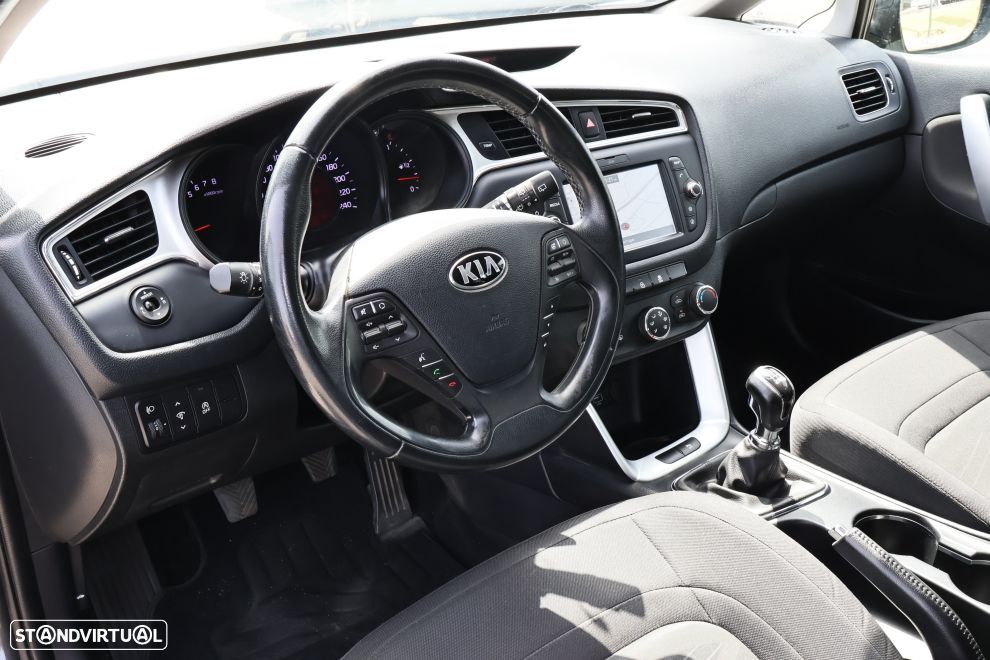 Kia Ceed 1.0 T-GDI Nav Line - 14