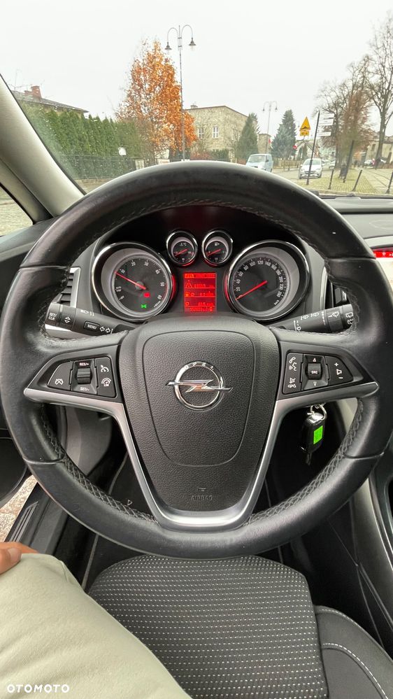 Opel Astra 1.6 CDTI Sport - 12