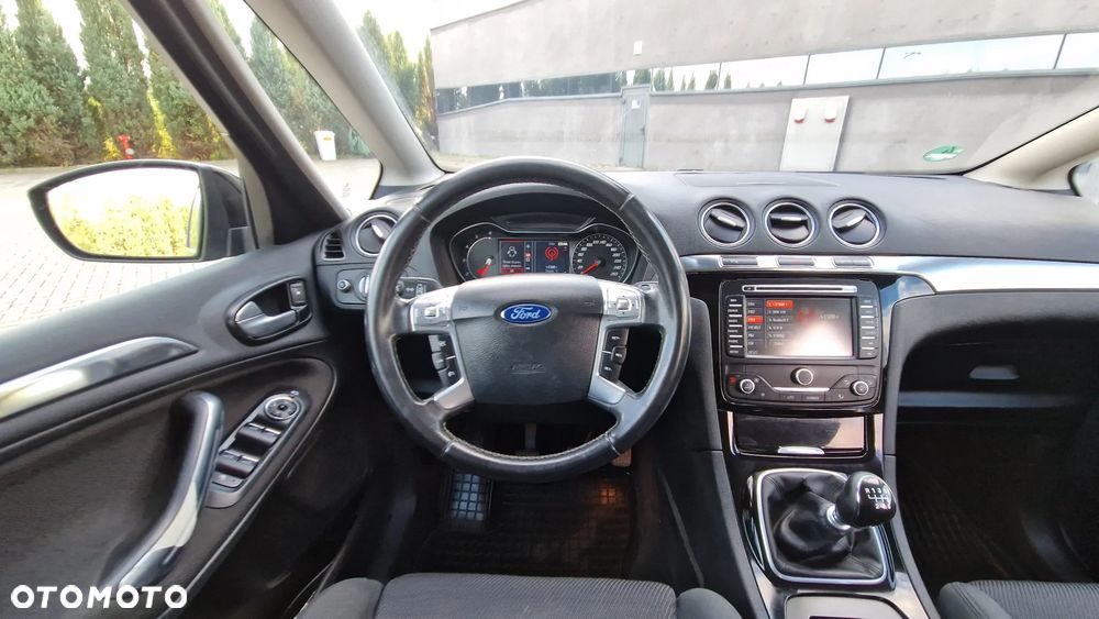 Ford S-Max 2.0 TDCi DPF Titanium X - 24