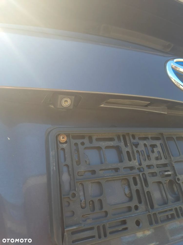 Toyota Prius 1.8 HSD Prestige - 32