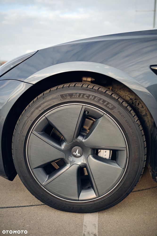 Tesla Model 3 Long Range AWD - 22