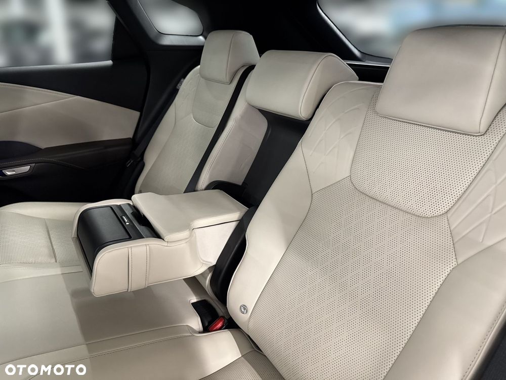 Lexus RX - 11