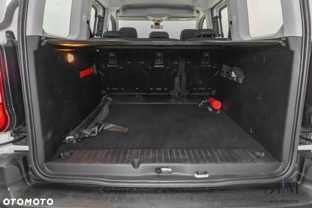 Toyota Proace City Verso 1.5 D-4D Combi - 32