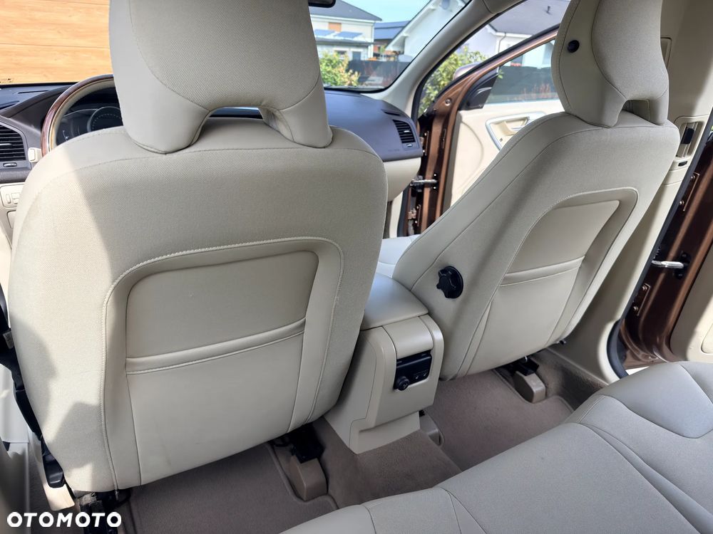 Volvo XC 60 2.4D AWD - 20