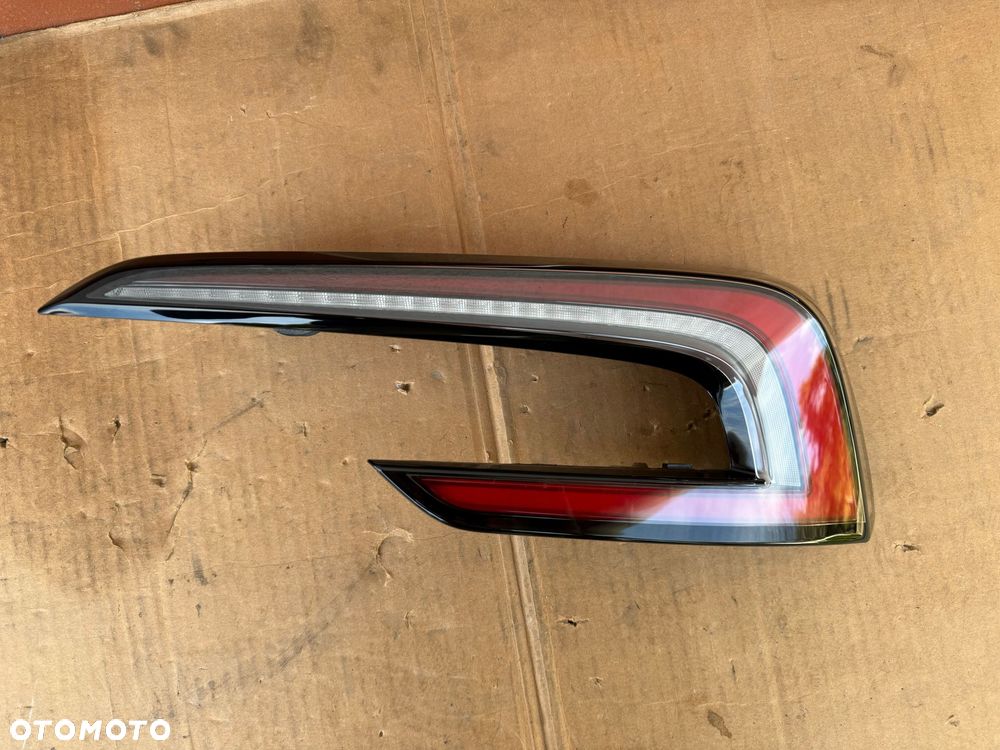 tesla model 3 highland 2024- lampa tyl led kompletna prawa eu demontaz - 5
