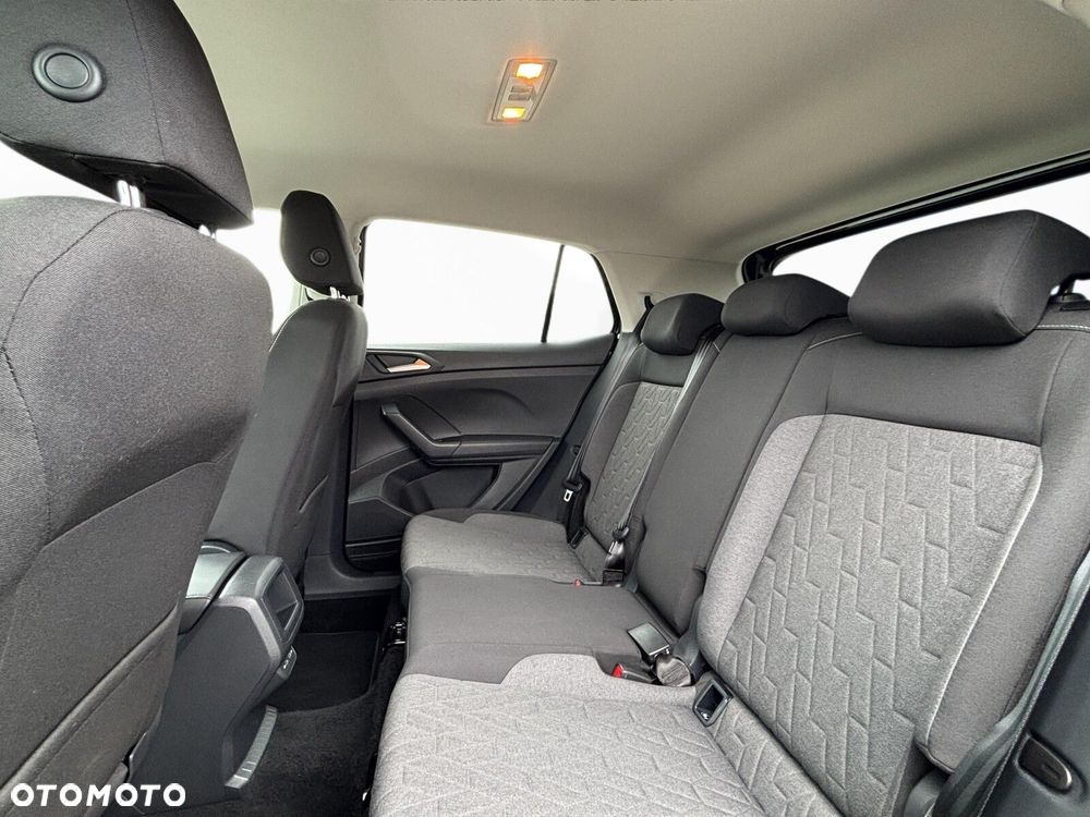 Volkswagen T-Cross - 29