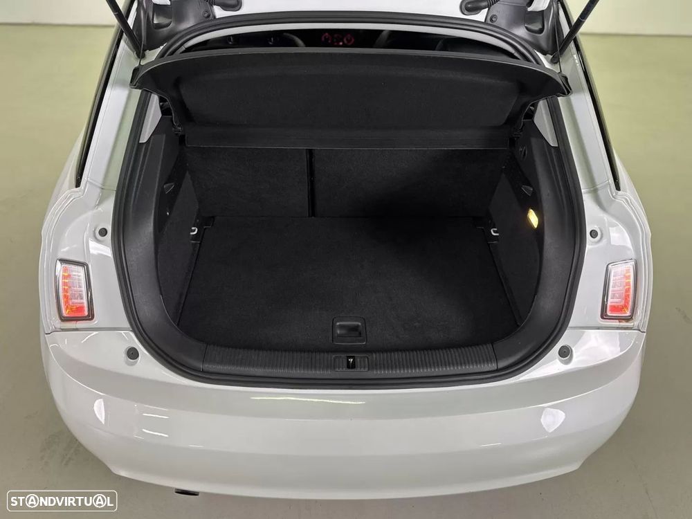 Audi A1 Sportback 1.6 TDI Advance - 19