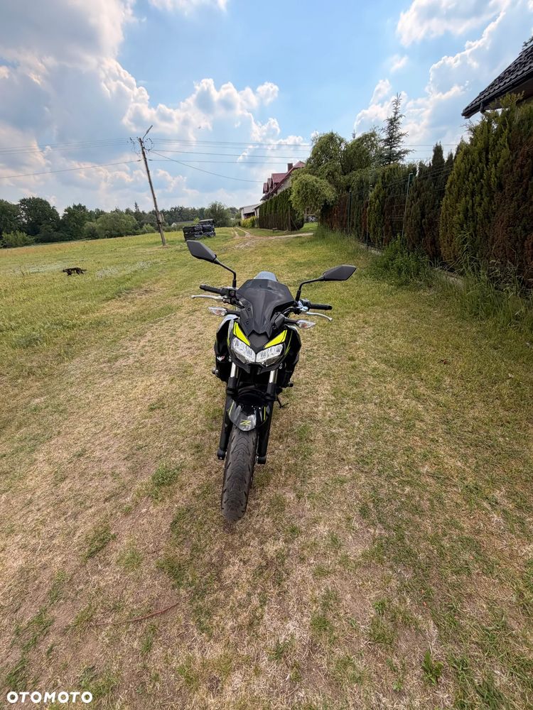 Kawasaki Z 650 - 11