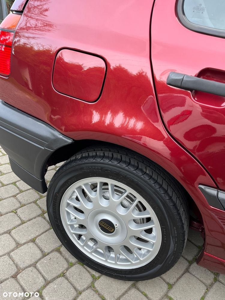 Volkswagen Golf 1.8 GL Syncro - 10