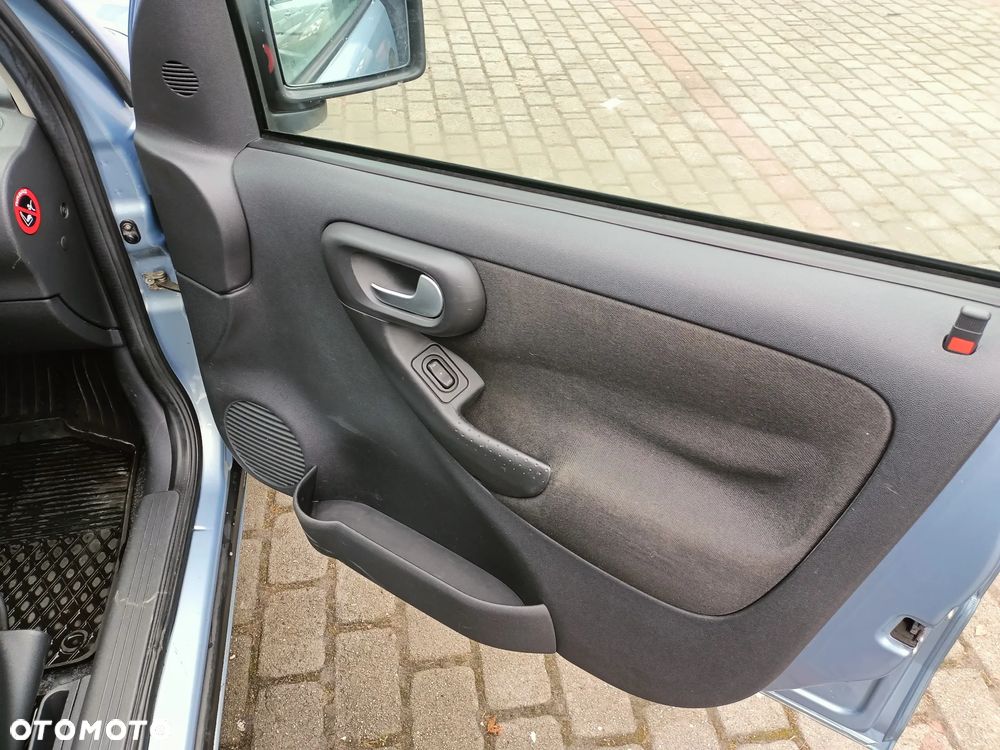 Opel Combo Tour - 11