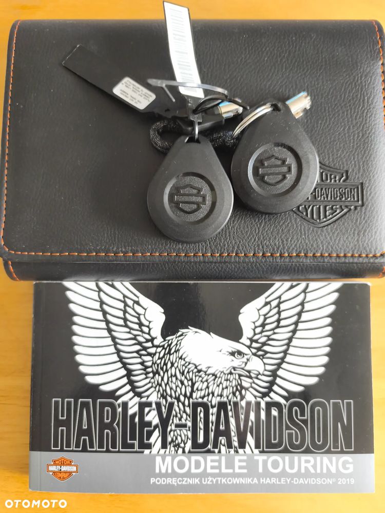 Harley-Davidson Touring Street Glide - 20