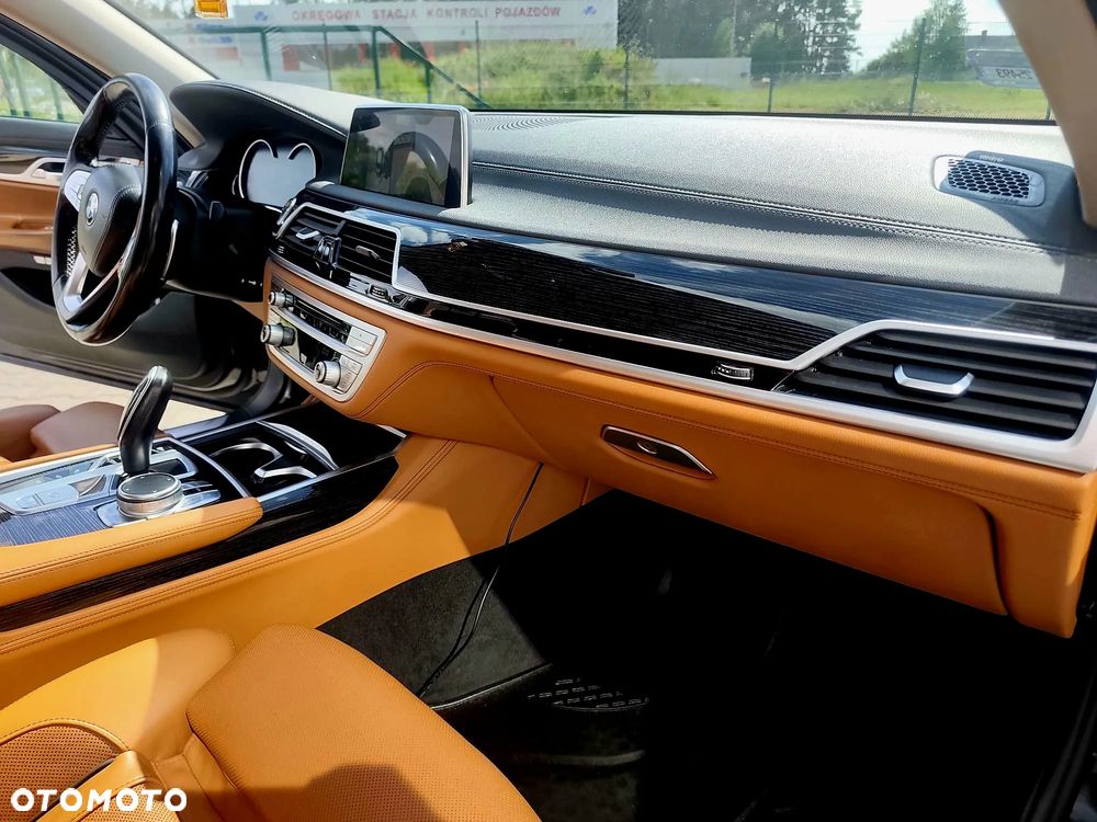 BMW Seria 7 740d xDrive - 20