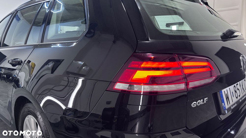 Volkswagen Golf - 8