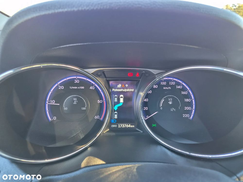 Hyundai ix35 1.7 CRDi Premium 2WD - 17