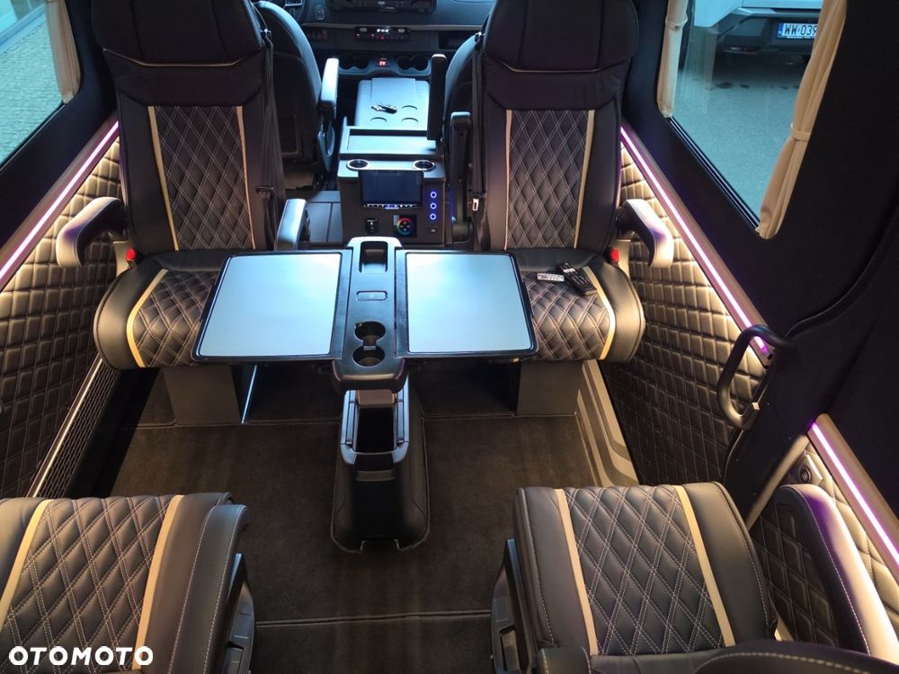 Mercedes-Benz Sprinter Long PRO 9G-Tronic 907.235 - 19
