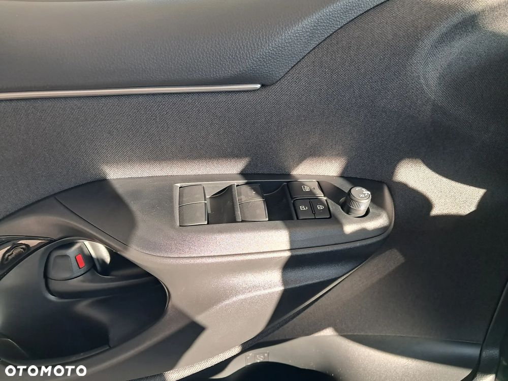 Toyota Yaris Hybrid 1.5 Style - 22