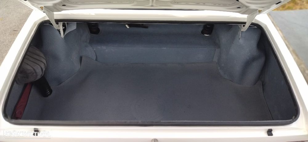 Alfa Romeo 2000 - 23