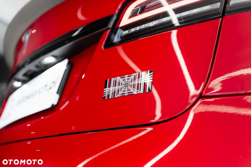 Tesla Model S Plaid - 39