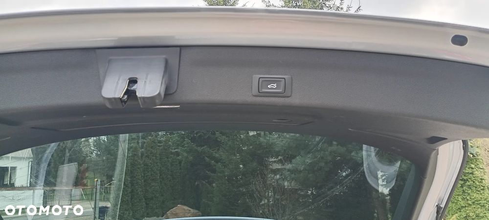Audi A6 Avant 40 TDI S tronic design - 21