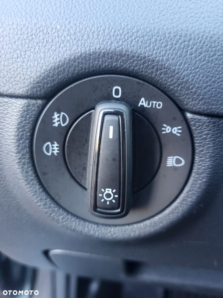 Skoda Octavia Scout 2.0 TDI 4x4 DSG - 33