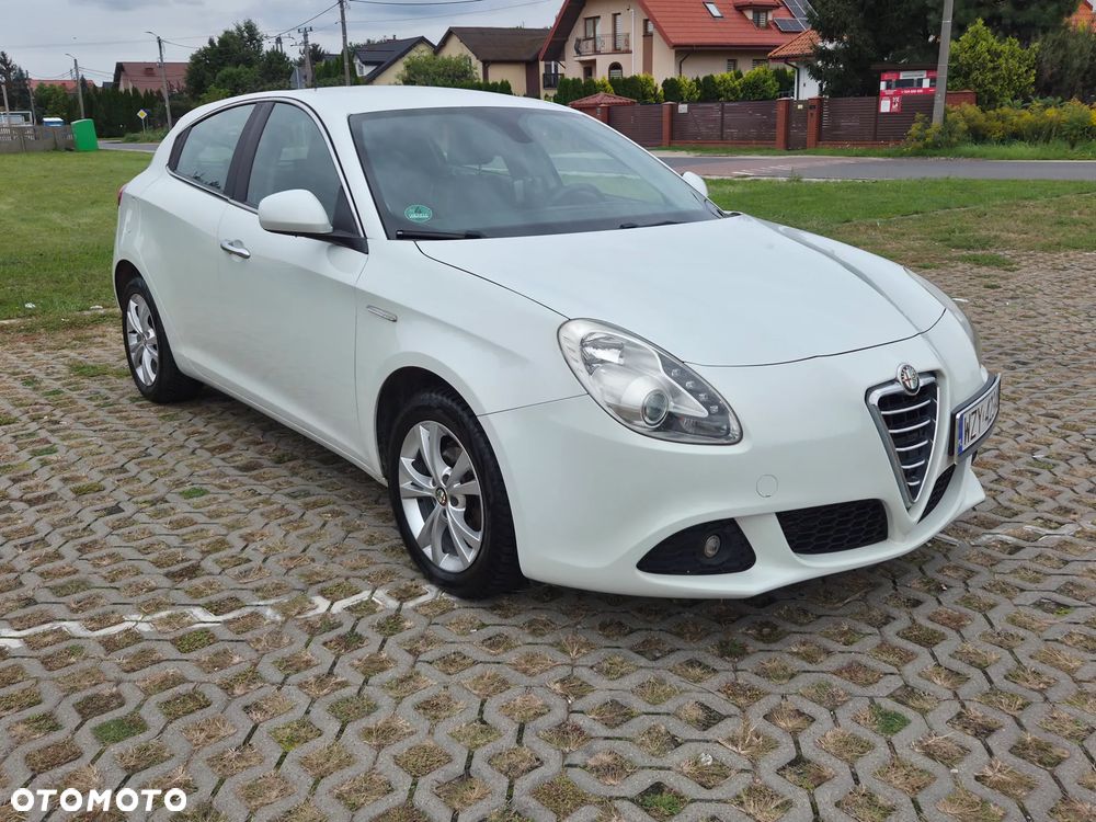 Alfa Romeo Giulietta 1.6 JTDM Distinctive - 11