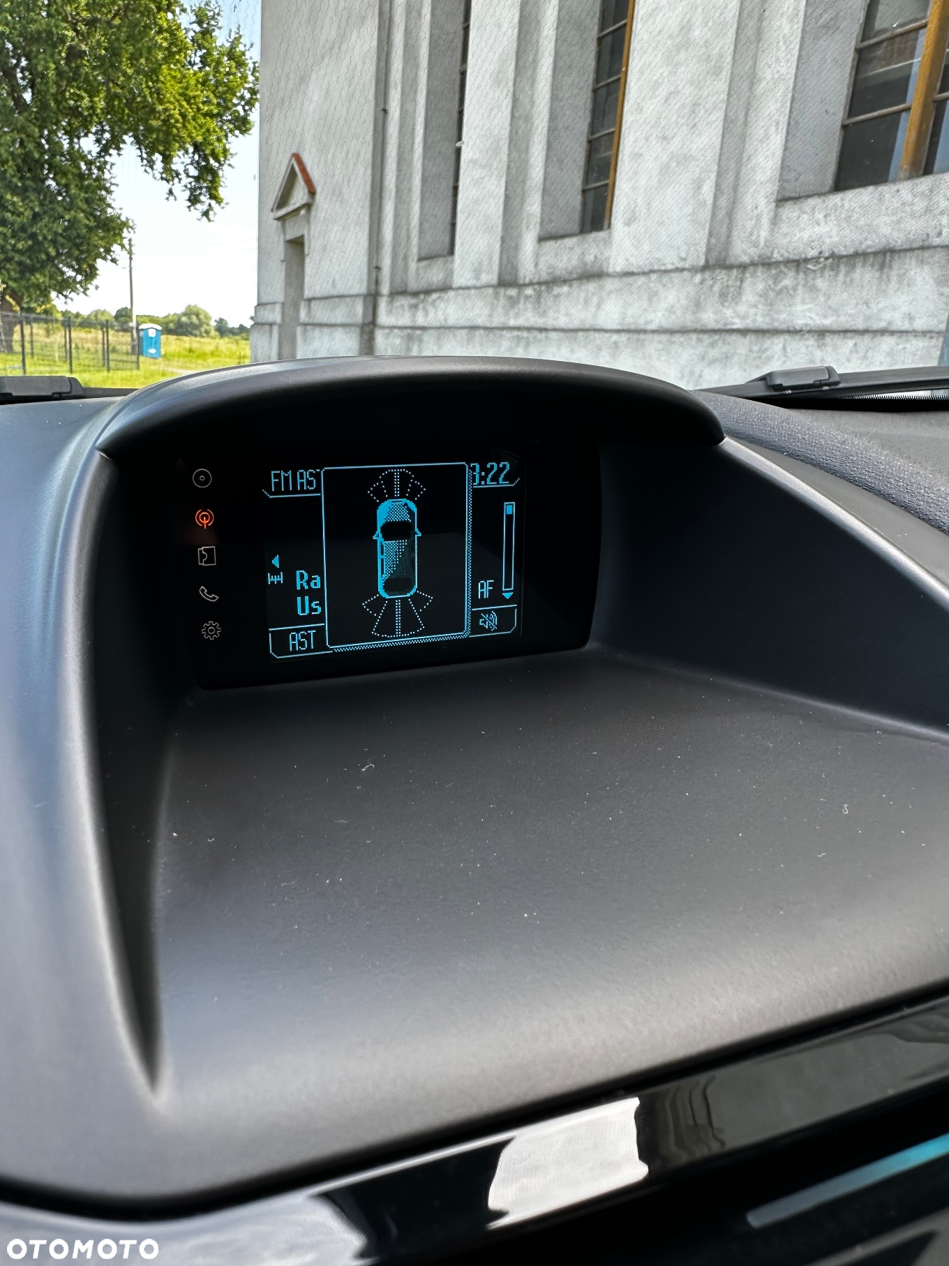 Ford Fiesta 1.0 EcoBoost S&S TITANIUM - 25