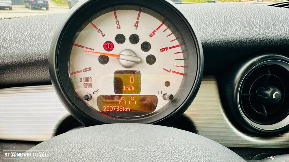 MINI 3 Portas Cooper D - 5