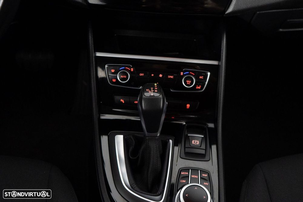 BMW 225xe Active Tourer Advantage - 26