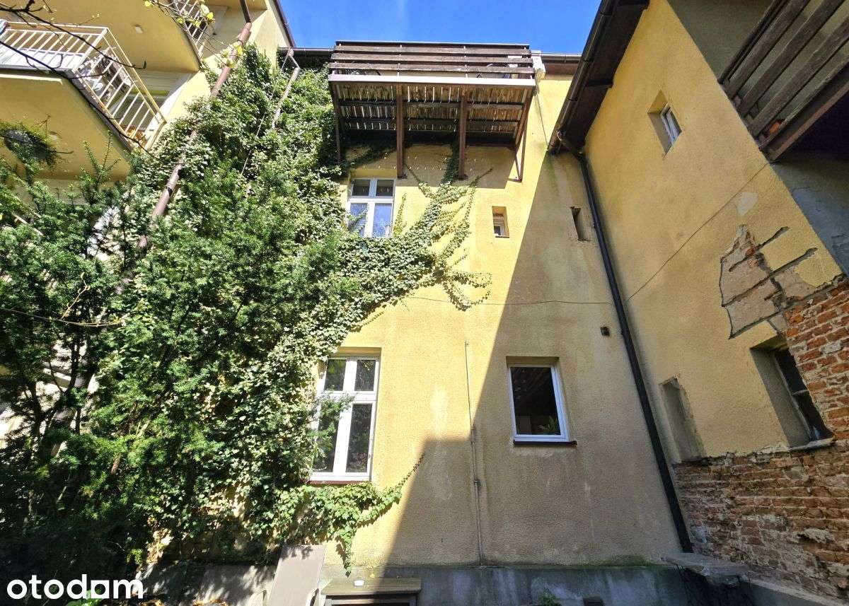 Mieszkanie z osobnym wejściem z ulicy!