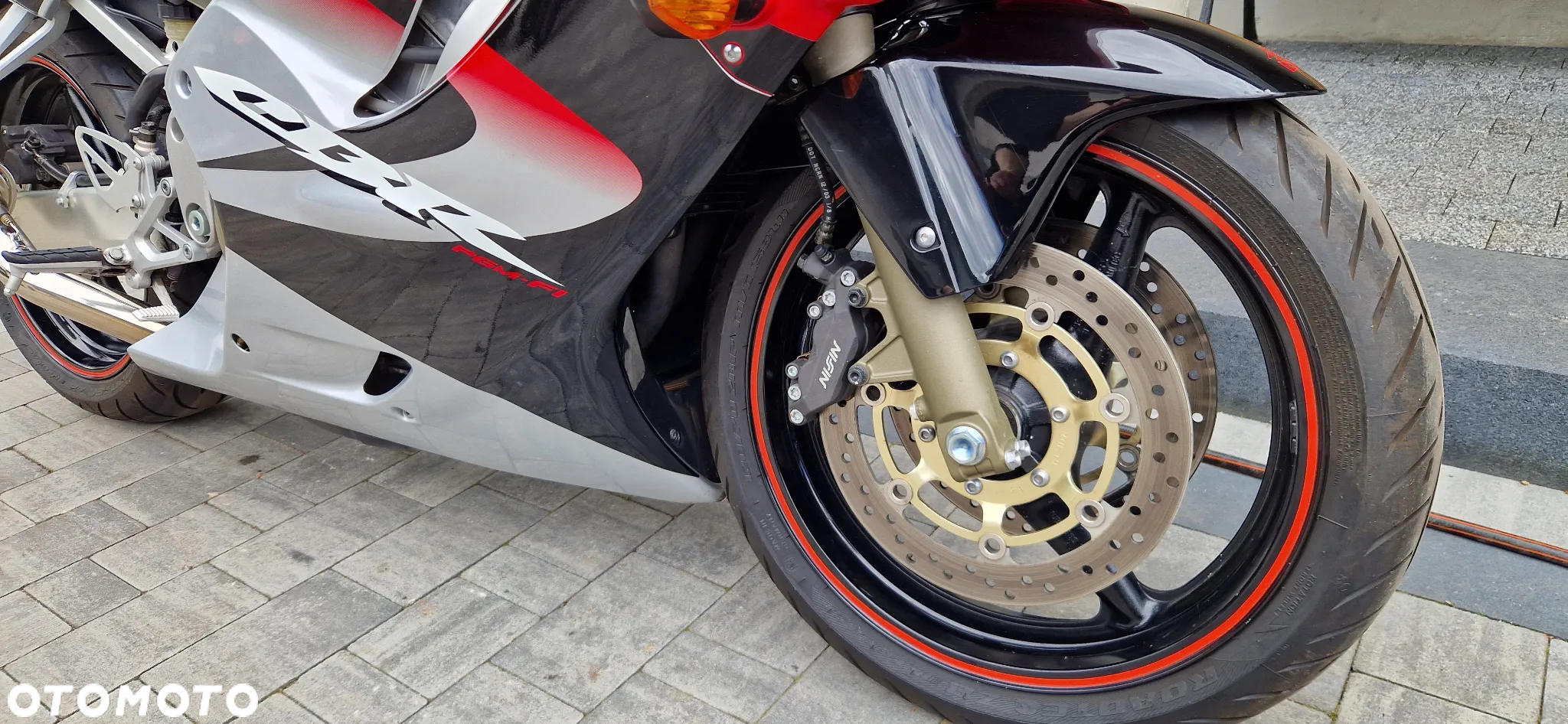 Honda CBR - 3