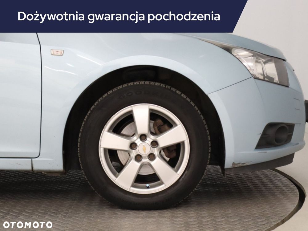 Chevrolet Cruze - 17