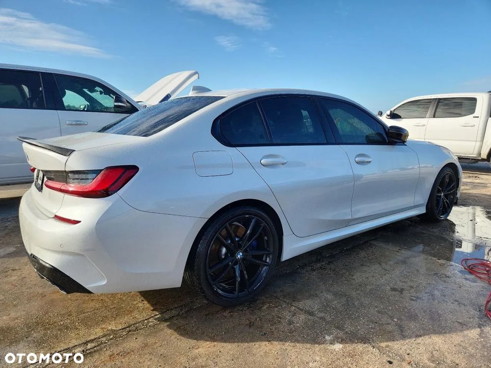 BMW Seria 3 330i xDrive M Sport sport - 4