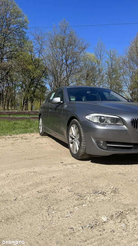 BMW Seria 5 525d - 3