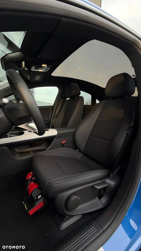 Mercedes-Benz CLA - 22