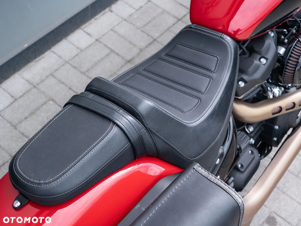 Harley-Davidson Softail Fat Bob - 11
