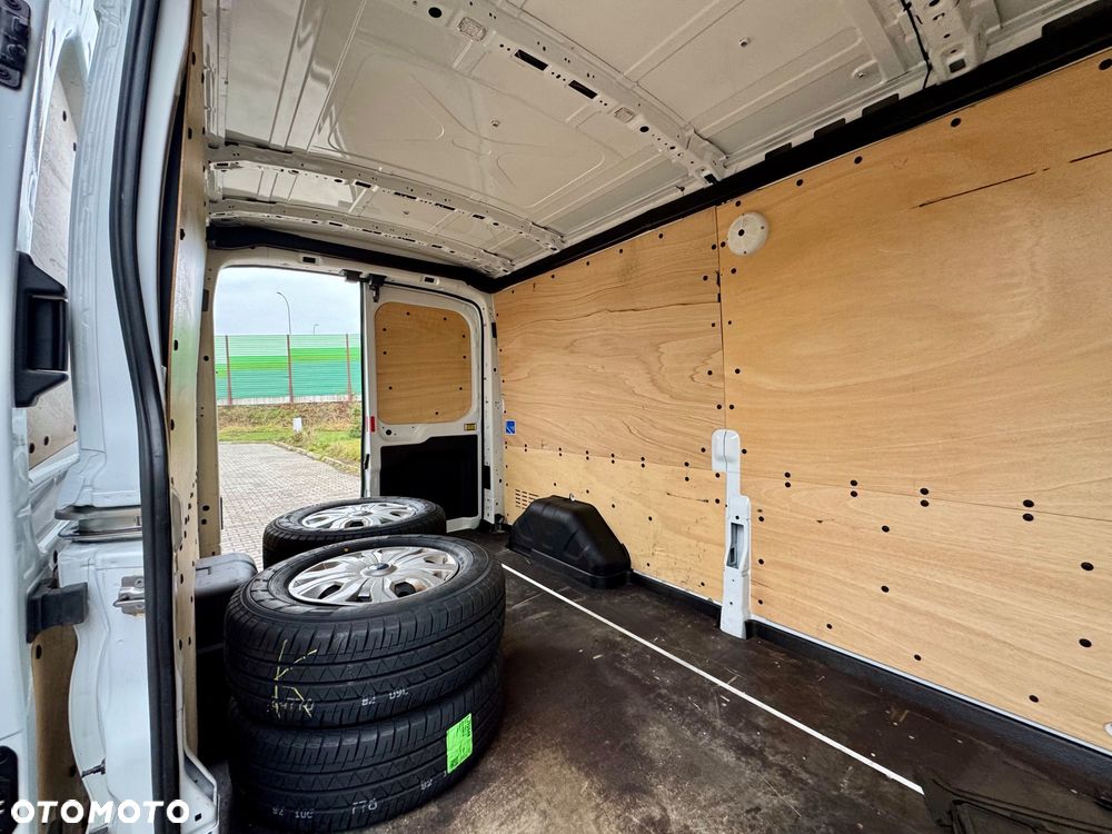 Ford TRANSIT drzwi z kabiny do paki drzwi 180 Faktura VAT 23% 170km tdci brutto klimatyzacja podgrzewane siedzenia czujniki L1H2 H2L2 l2h2 SUPER STAN wysoki średni / krótki konwój ochrona - 14